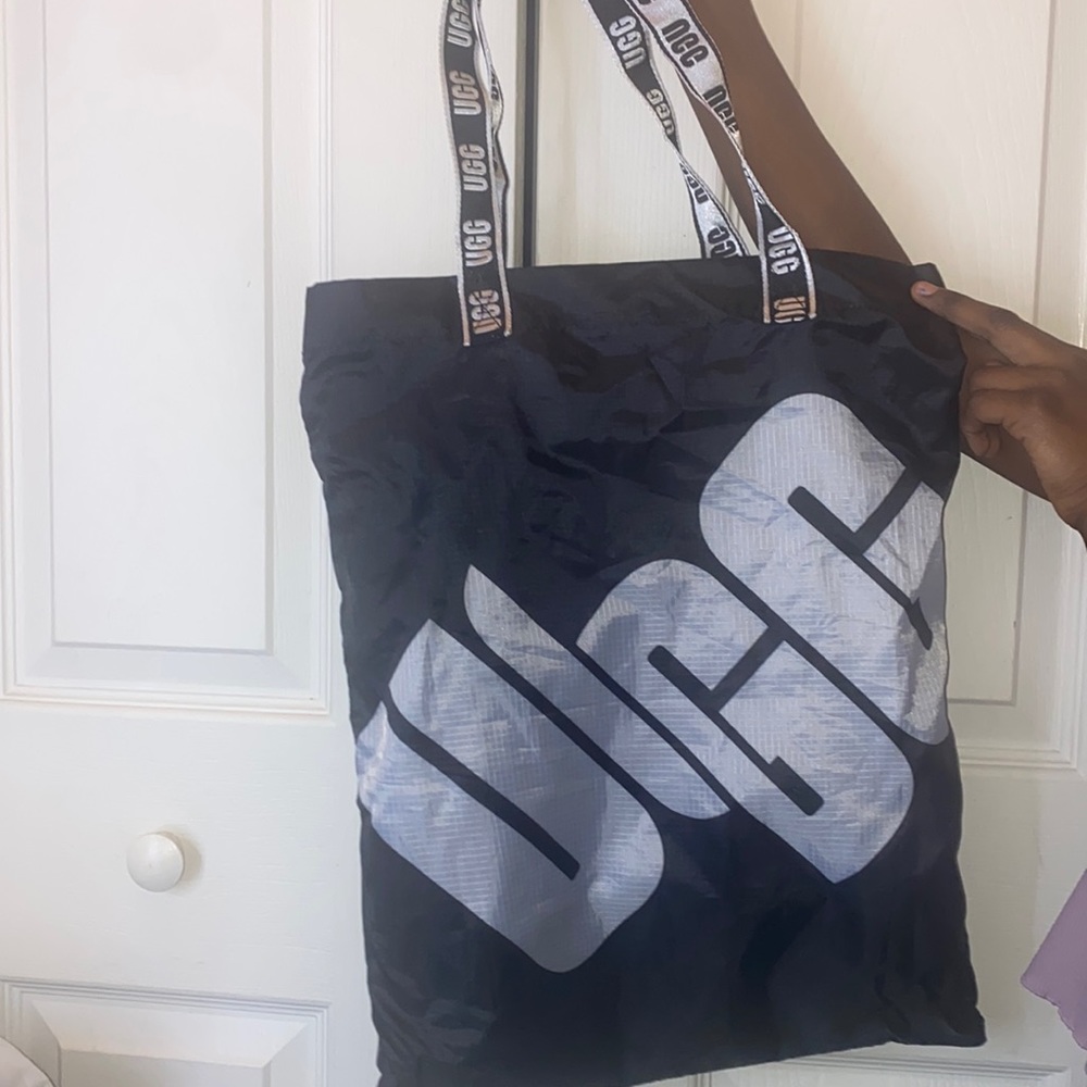 Ugg tote shopper